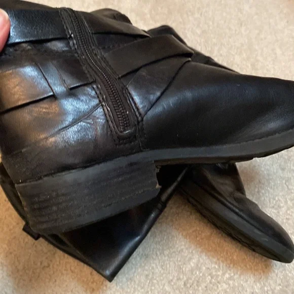 Vince Camuto Boots - Picture 8 of 8